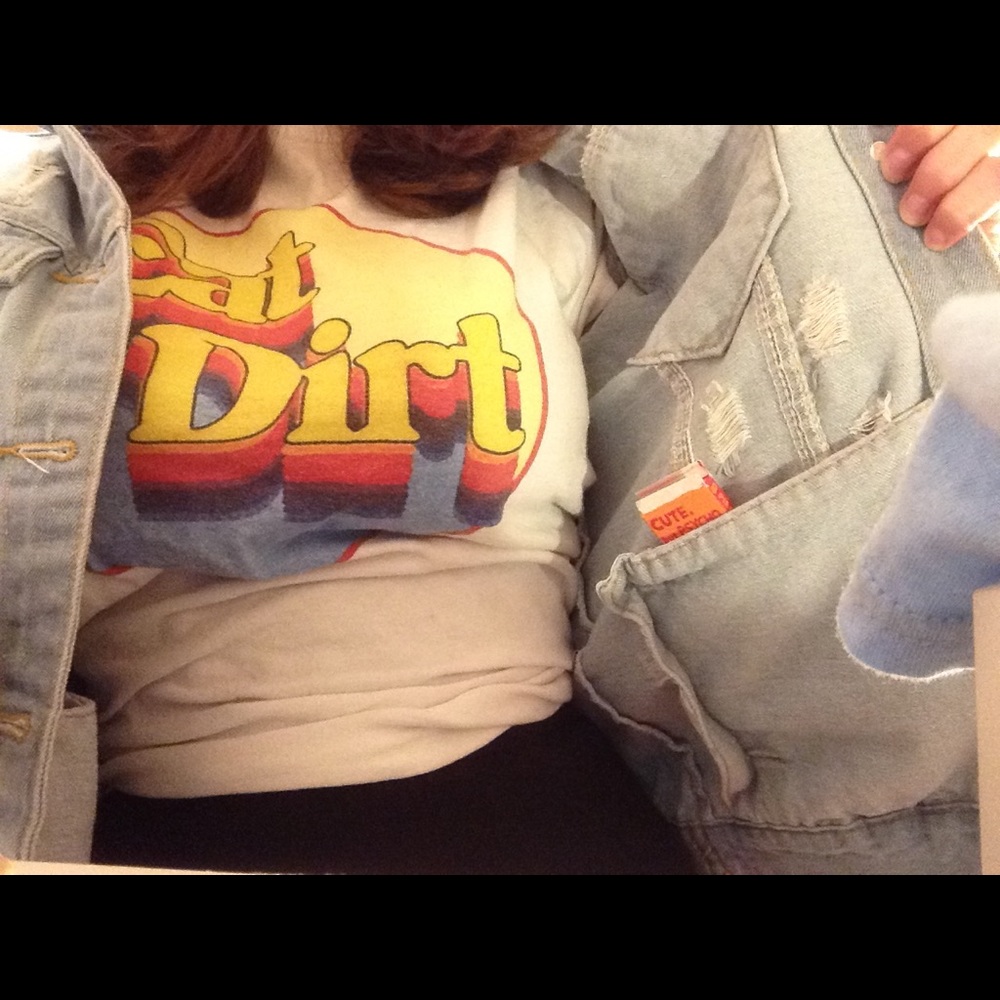 Distressed Jean Jacket 😎 - Picture 5 of 7